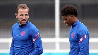 ماركوس راشفورد يقفز للدفاع عن زميله في إنجلترا هاري كين بعد مشهد متواضع أمام كرواتيا.